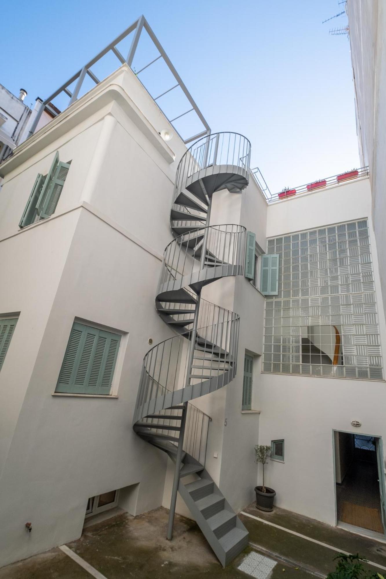 Central5 Boutique Apartments With Common Garden Next To Metro Athens Exterior photo
