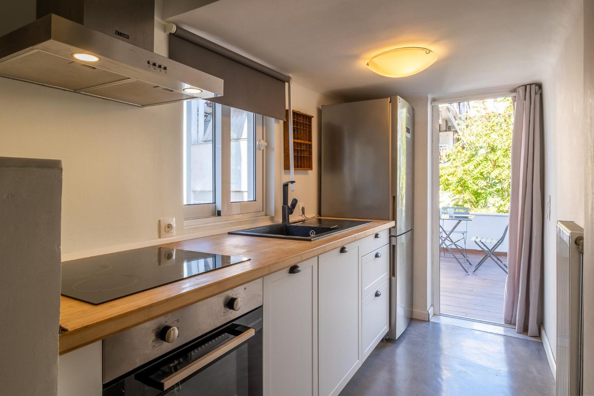Central5 Boutique Apartments With Common Garden Next To Metro Athens Exterior photo